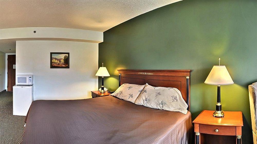 Royal Inn Rockville Bagian luar foto