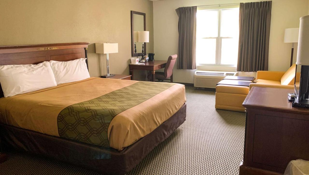 Royal Inn Rockville Bagian luar foto