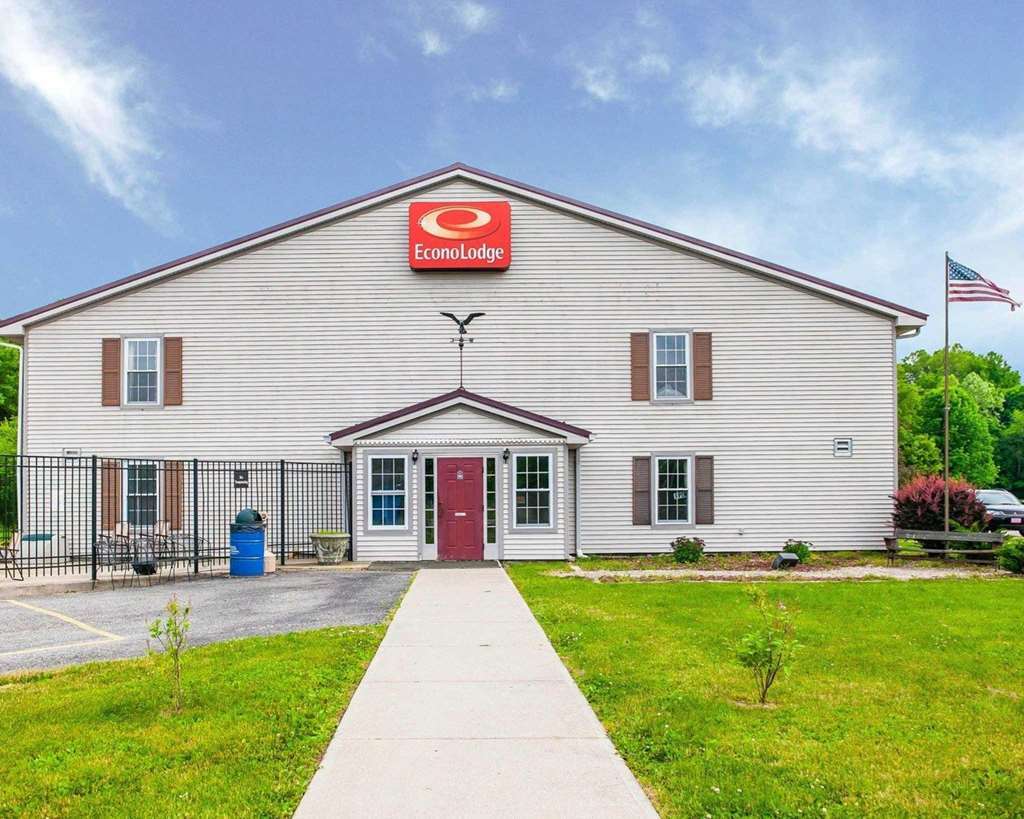 Royal Inn Rockville Bagian luar foto