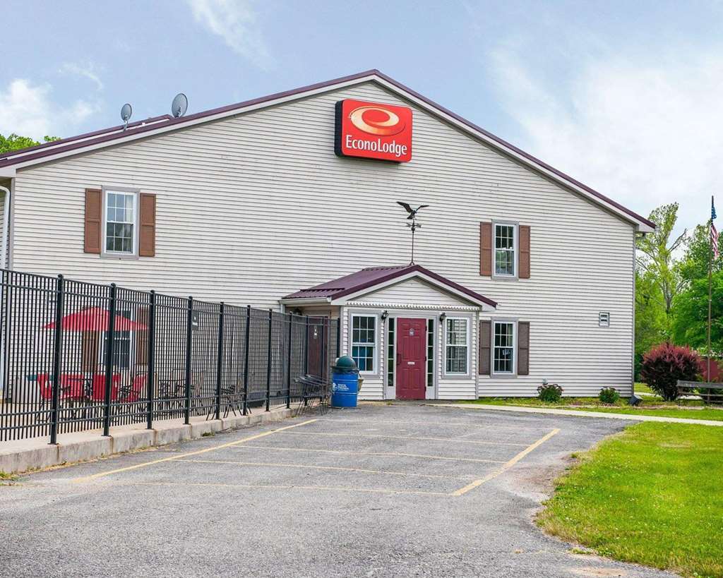 Royal Inn Rockville Bagian luar foto