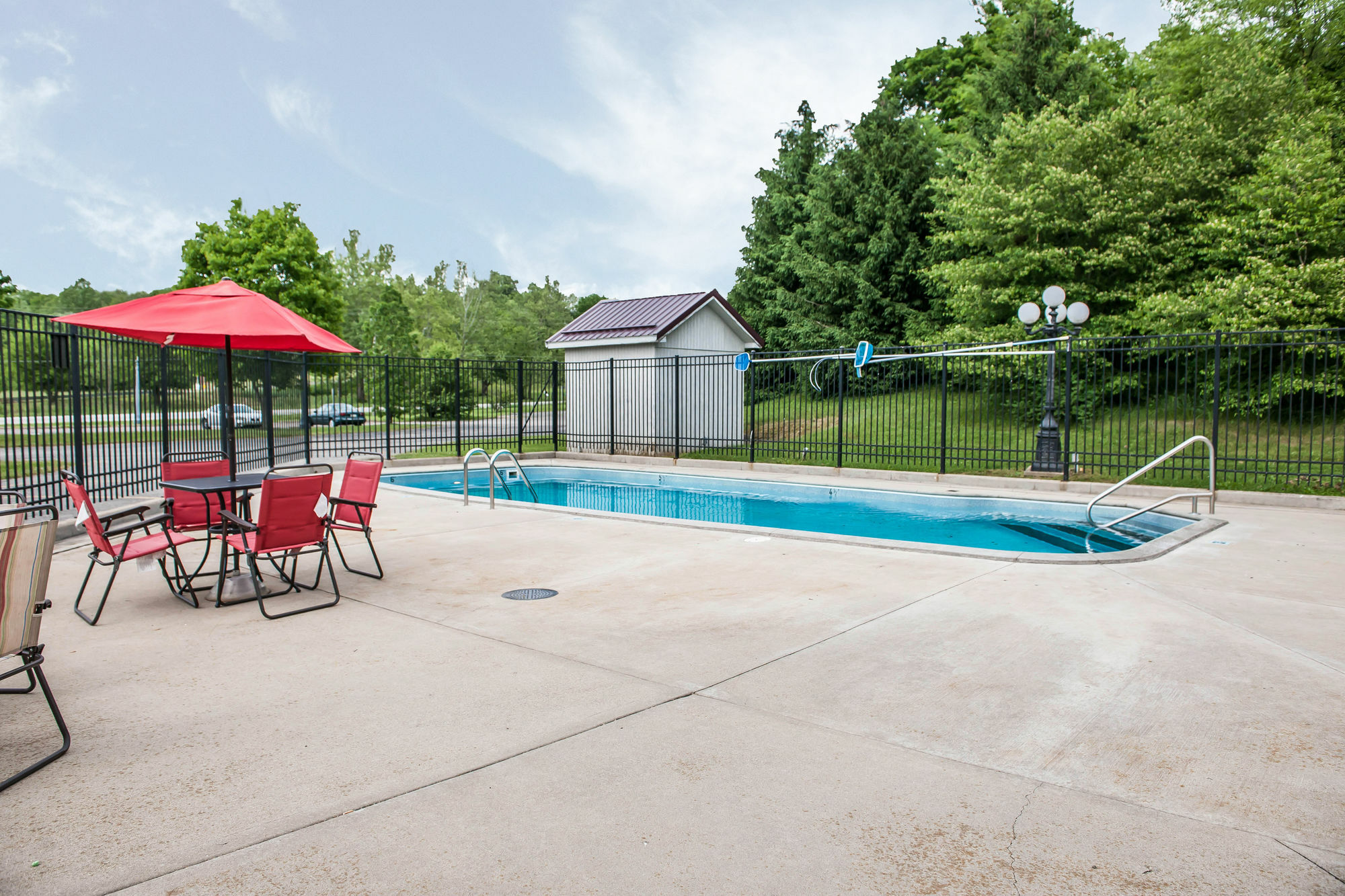 Royal Inn Rockville Bagian luar foto